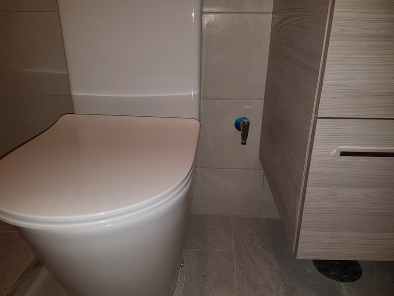 WC WC